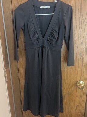Susana Monaco VNeck 3/4 Sleeve Empire Waist Stretch Black/Charcoal Gray Dress-XS